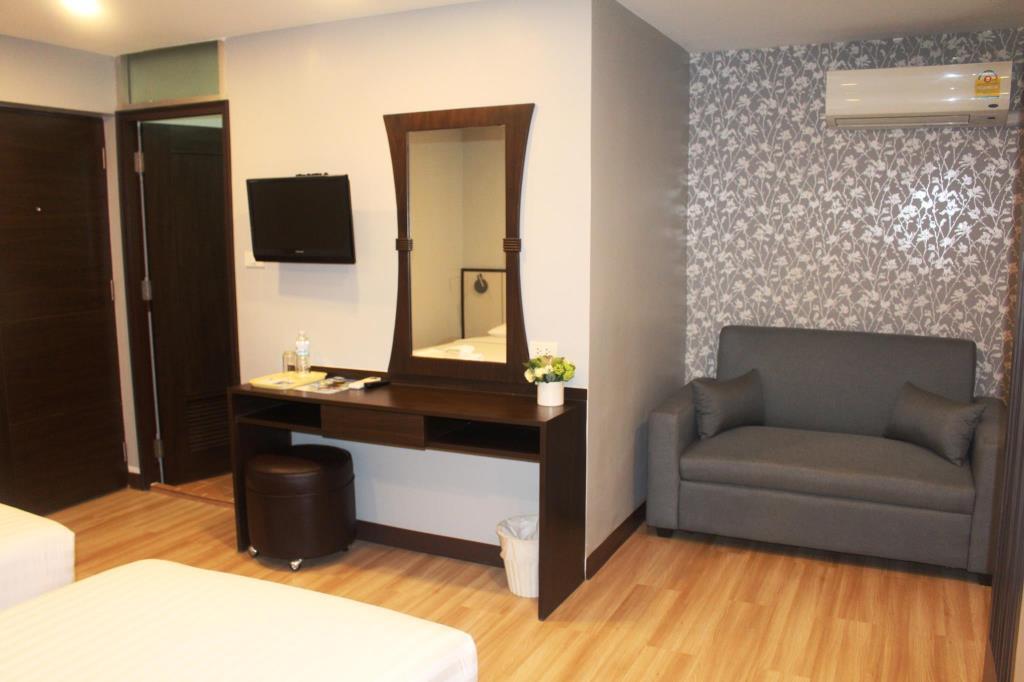 Ywca Hotel Bangkok Esterno foto