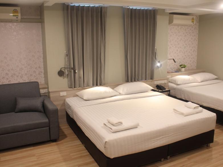 Ywca Hotel Bangkok Esterno foto
